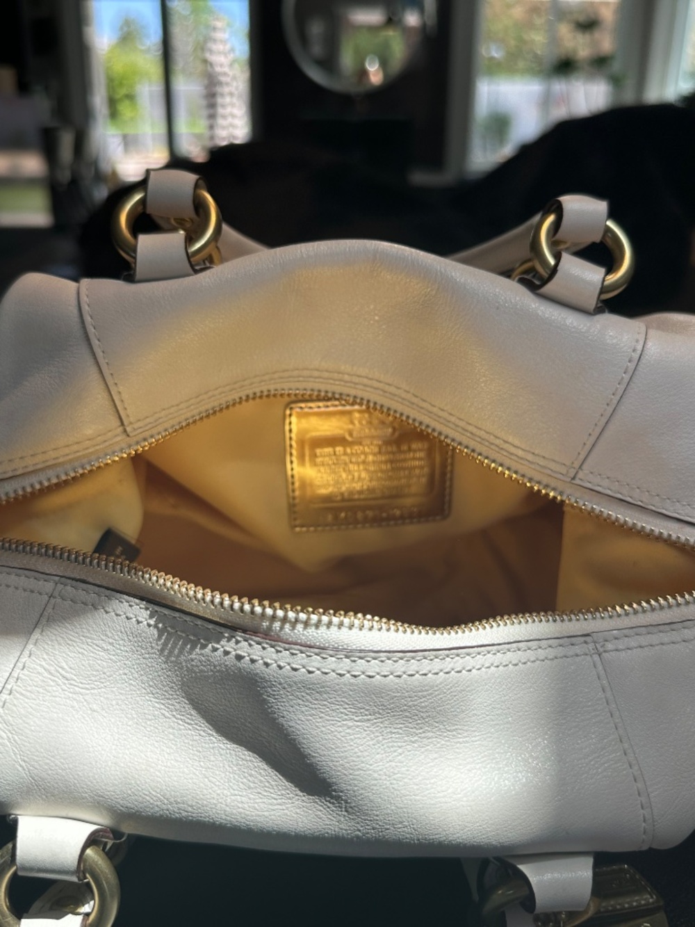 Coach Retail Madison-Sabrina- Excellent Condition + Dust Bag"). - Picture 5 of 9